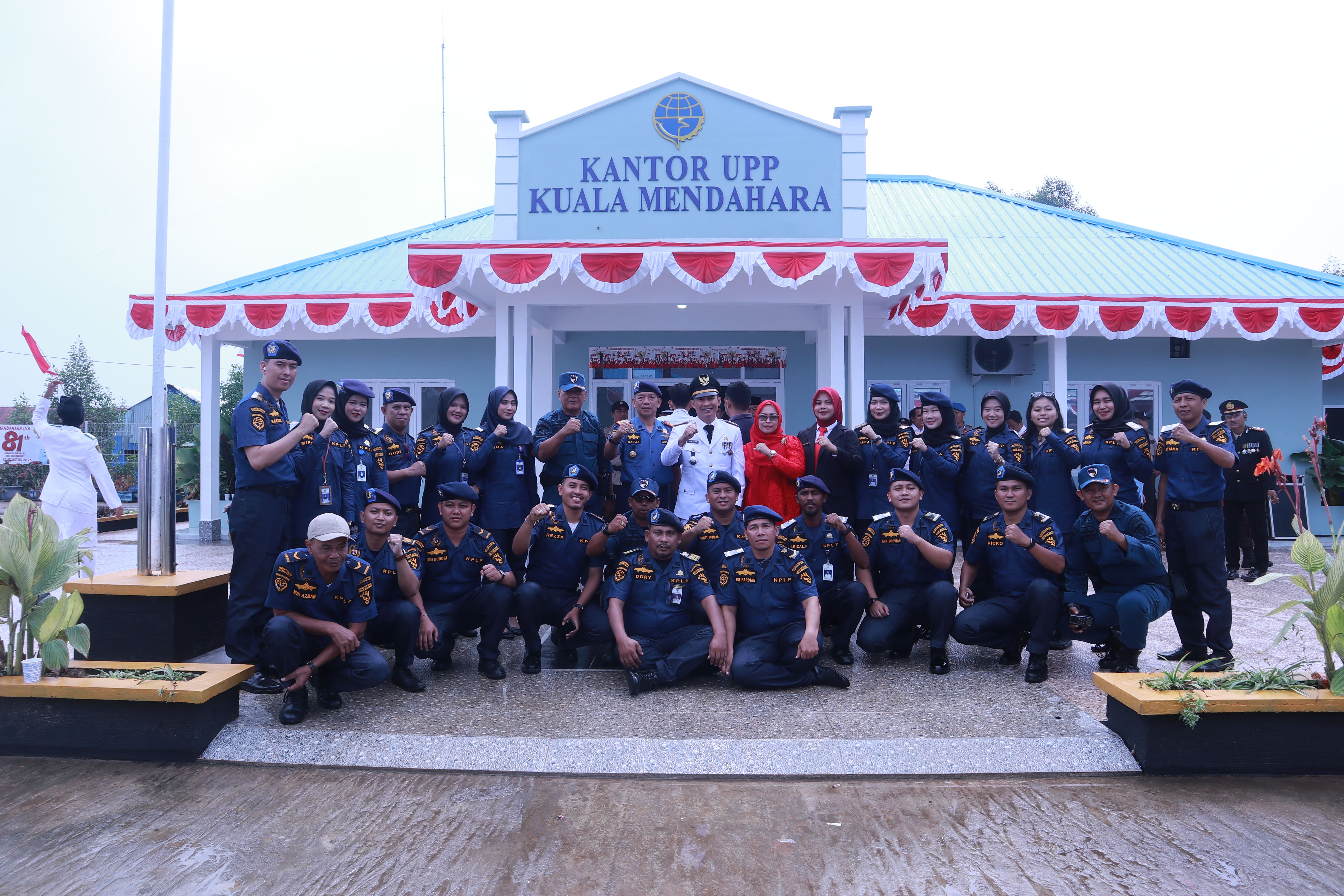Upacara HUT Ri ke 81 Kantor Unit Penyelenggara Pelabuhan Kelas III Kuala Mendahara